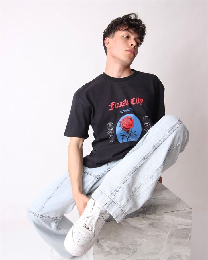 OVERSIZE GÜL BASKILI TSHIRT