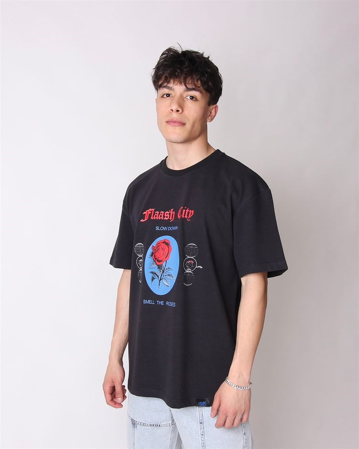 OVERSIZE GÜL BASKILI TSHIRT