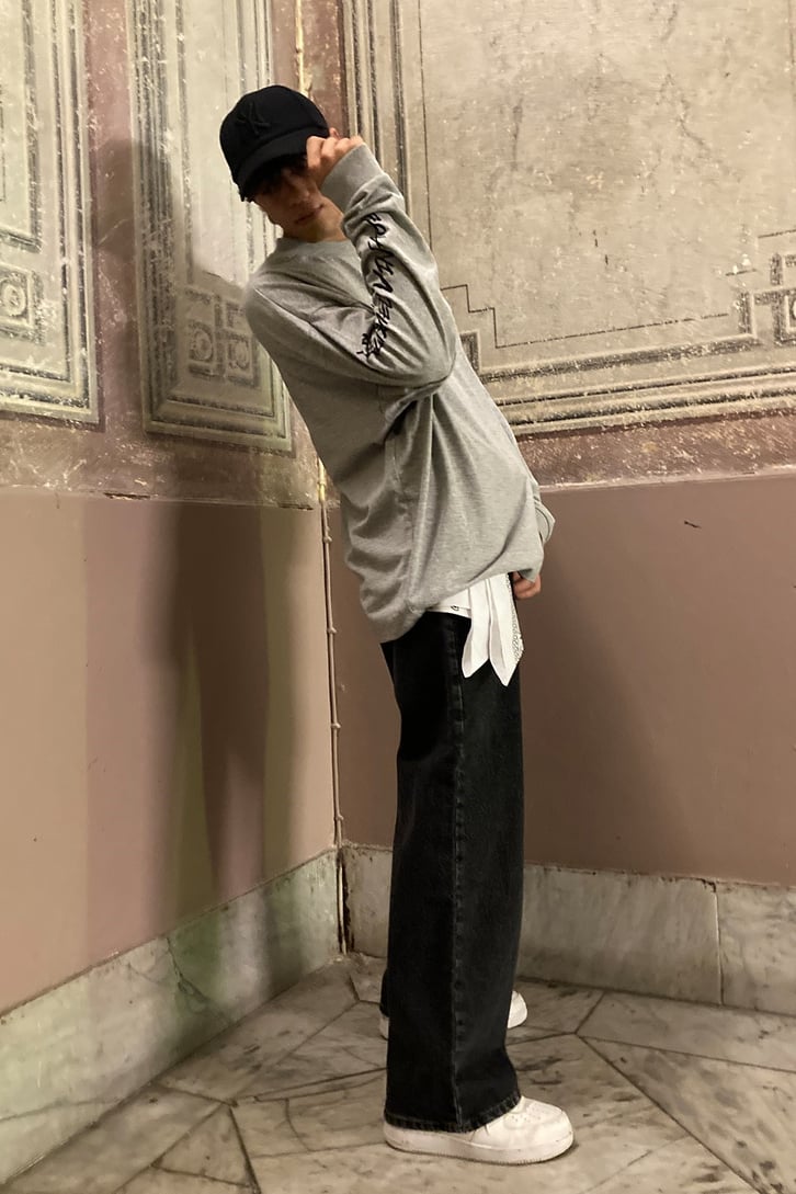 OVERSIZE LOSSE FIT BAGGY JEAN