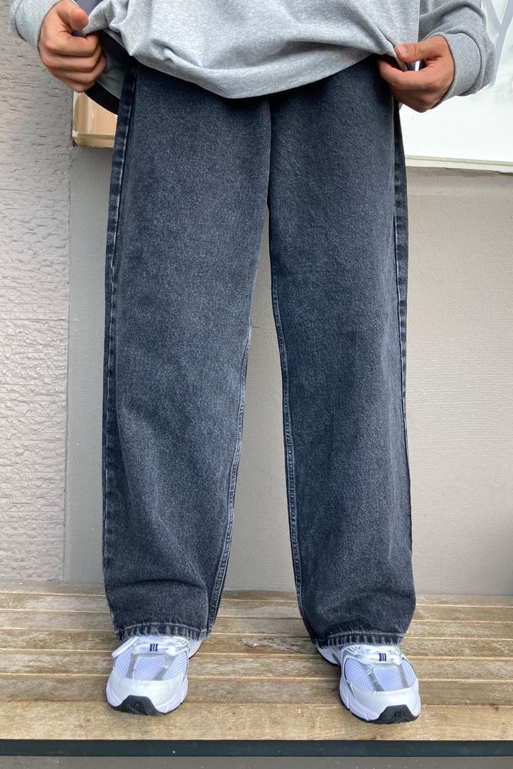 OVERSIZE LOSSE FIT BAGGY JEAN