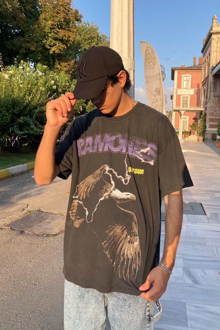 Oversize Printed Black T-shirt