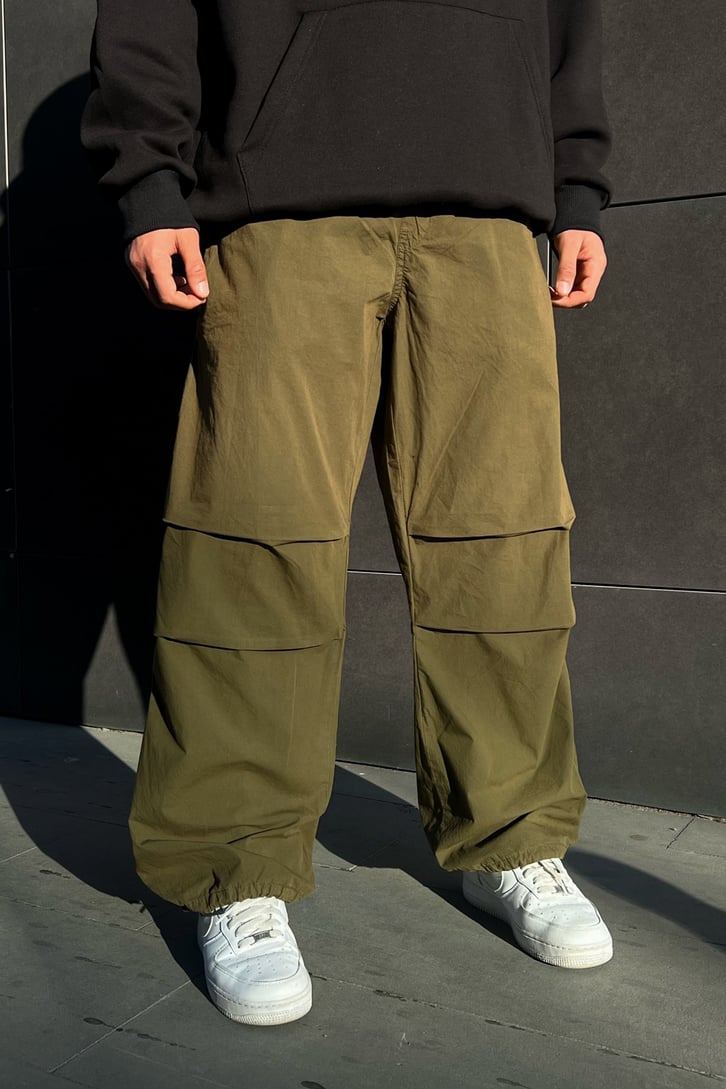 Paça Ayarlanabilir Lastikli Paraşüt Kumaş Pantolon