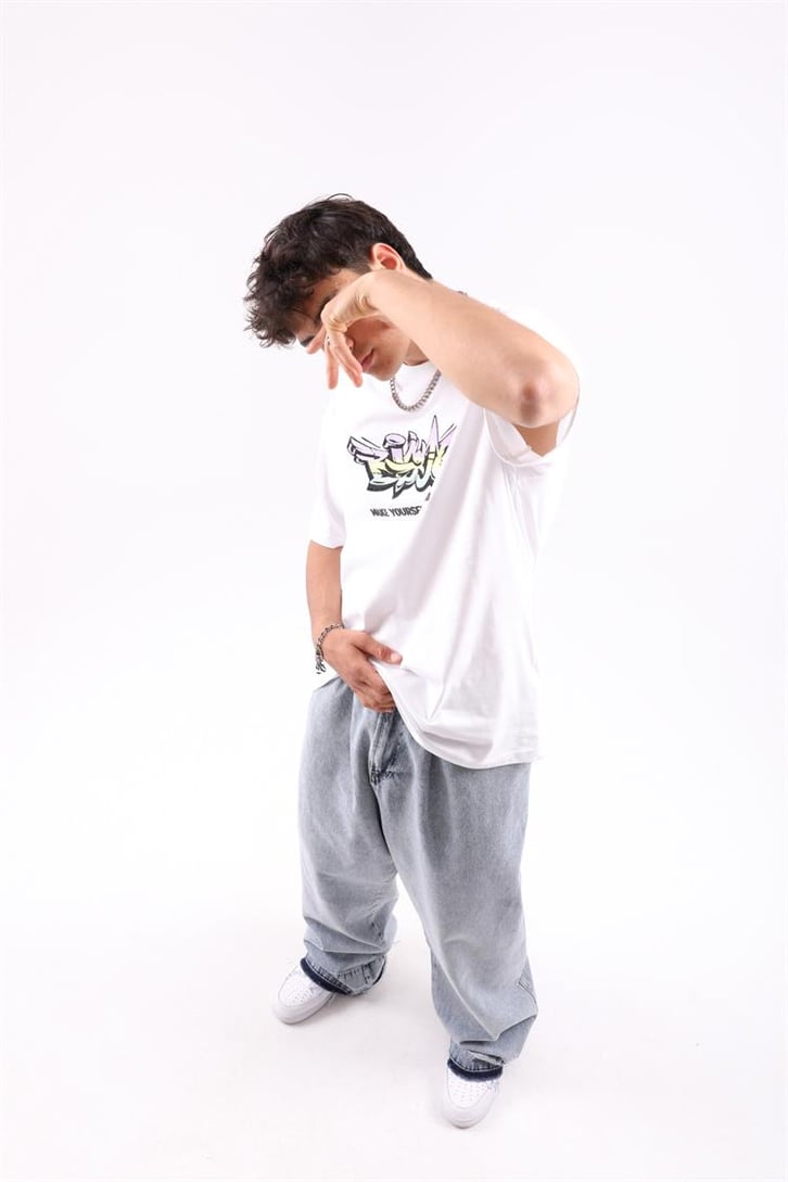 Paça Detaylı Extra Baggy Jean