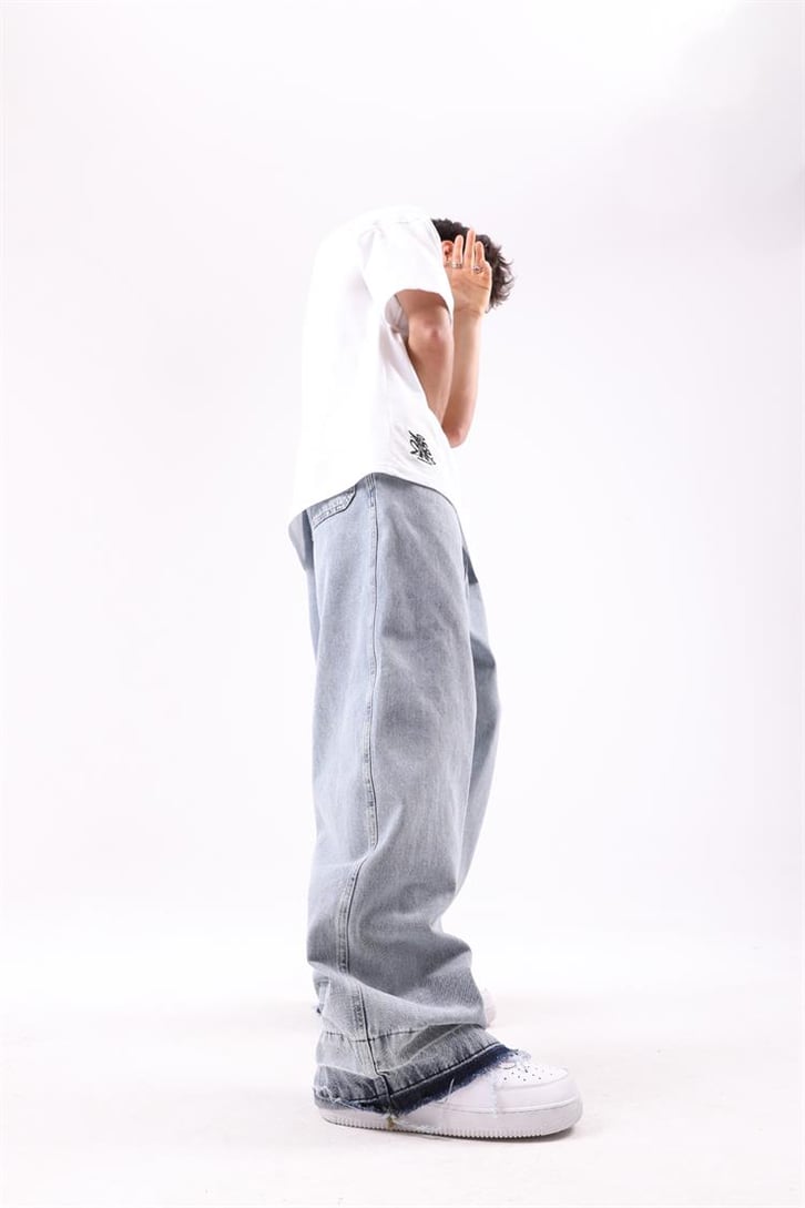 Paça Detaylı Extra Baggy Jean