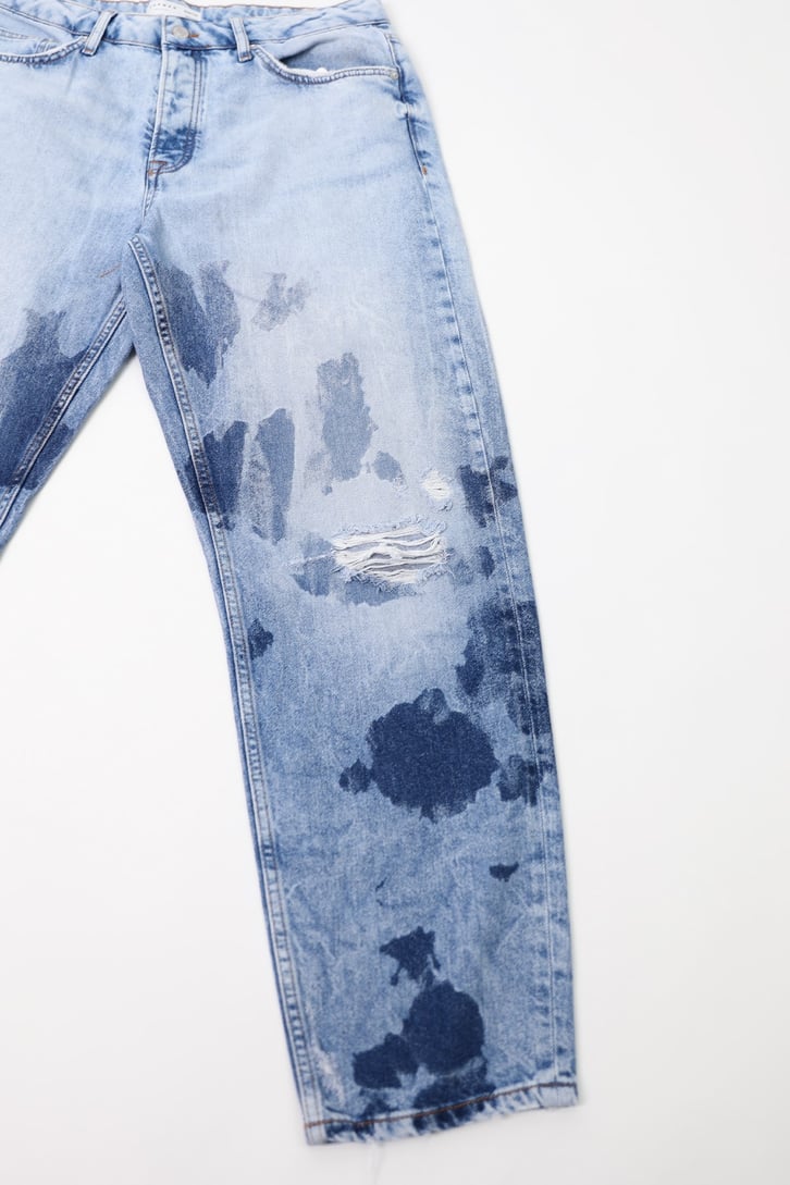 Painted Yırtık Detaylı Mom Fit Jean