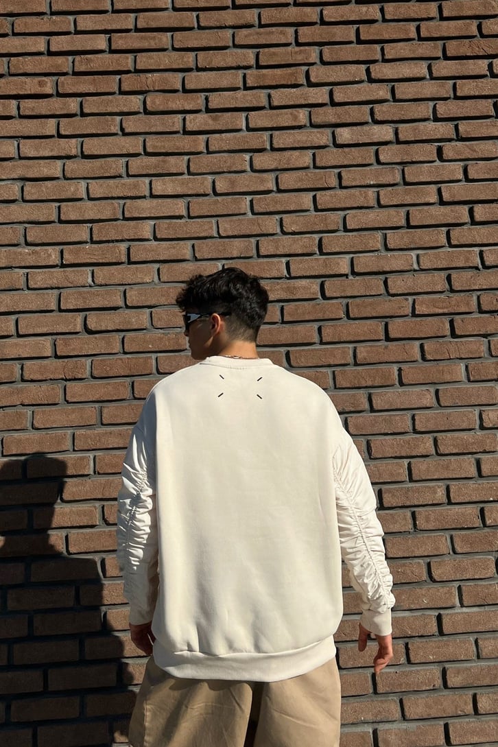 Paraşüt Kumaş Detay Bej Oversize Sweatshirt