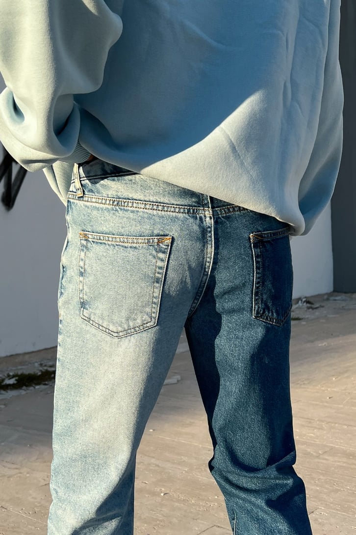 Parçalı Mavi Regular Fit Jean
