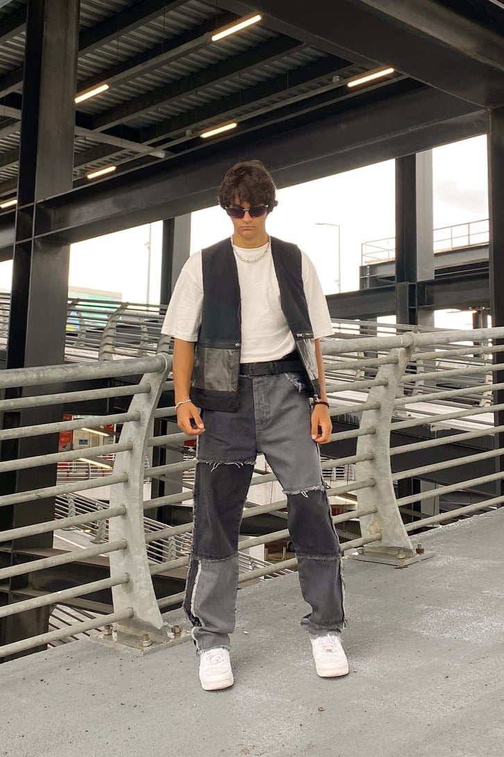 Parçalı Püskül Detay Acid Wash Baggy Jean