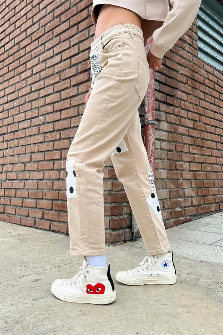 Patch Detaylı Krem Baggy Jean