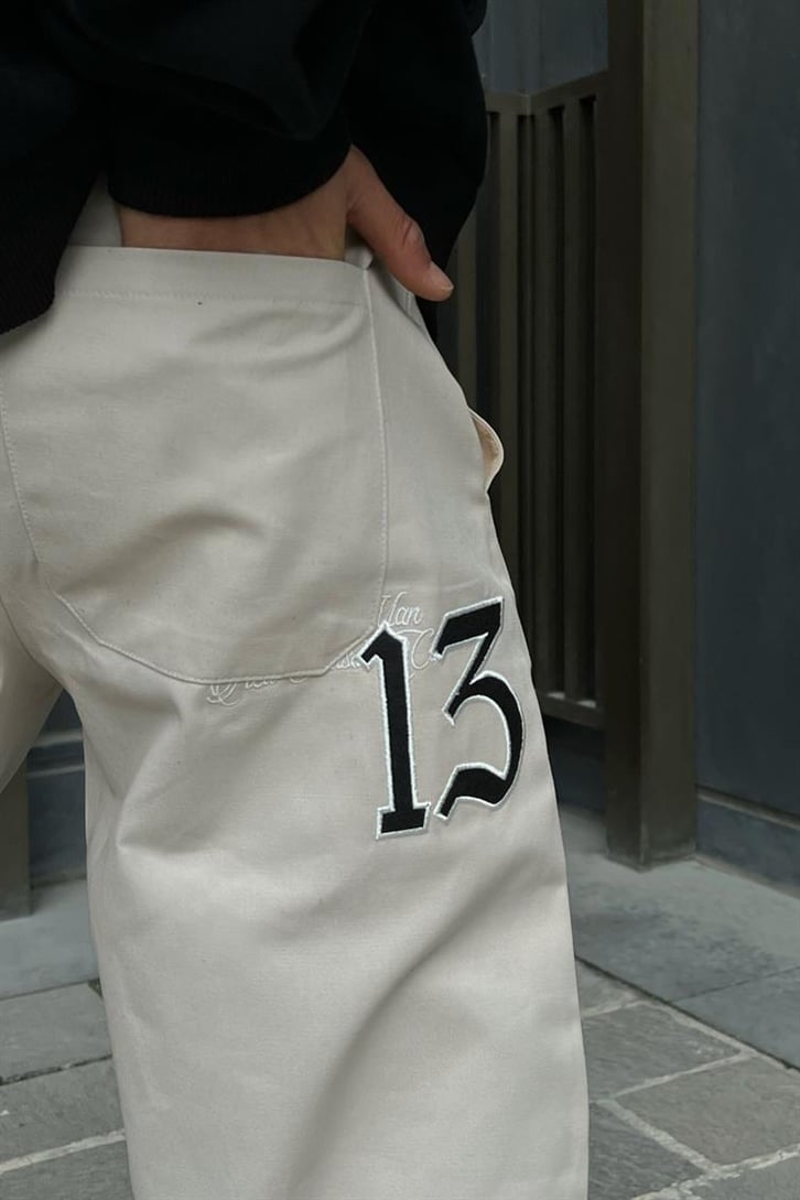 Patch Detaylı Taş Rengi Baggy Pantolon