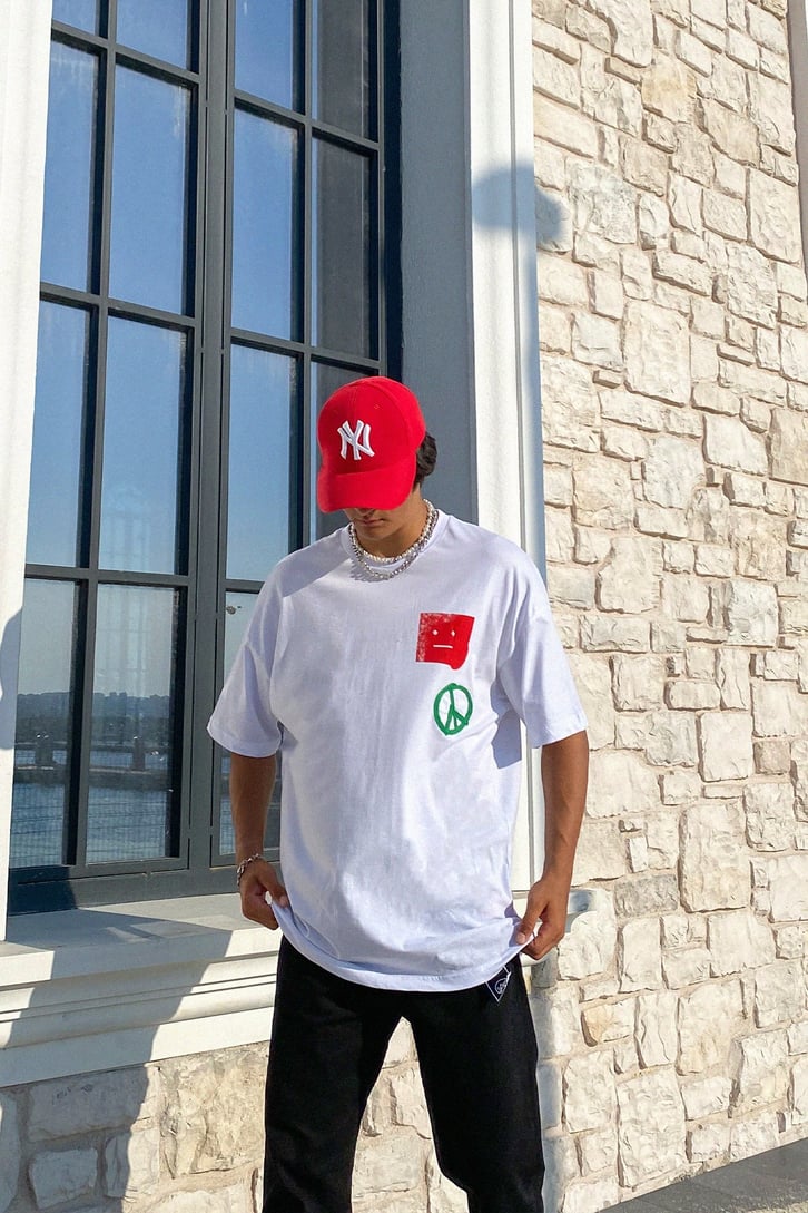 Peace Nakışlı  Beyaz Oversize Tshirt
