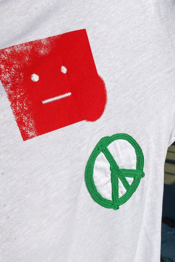 Peace Nakışlı  Beyaz Oversize Tshirt