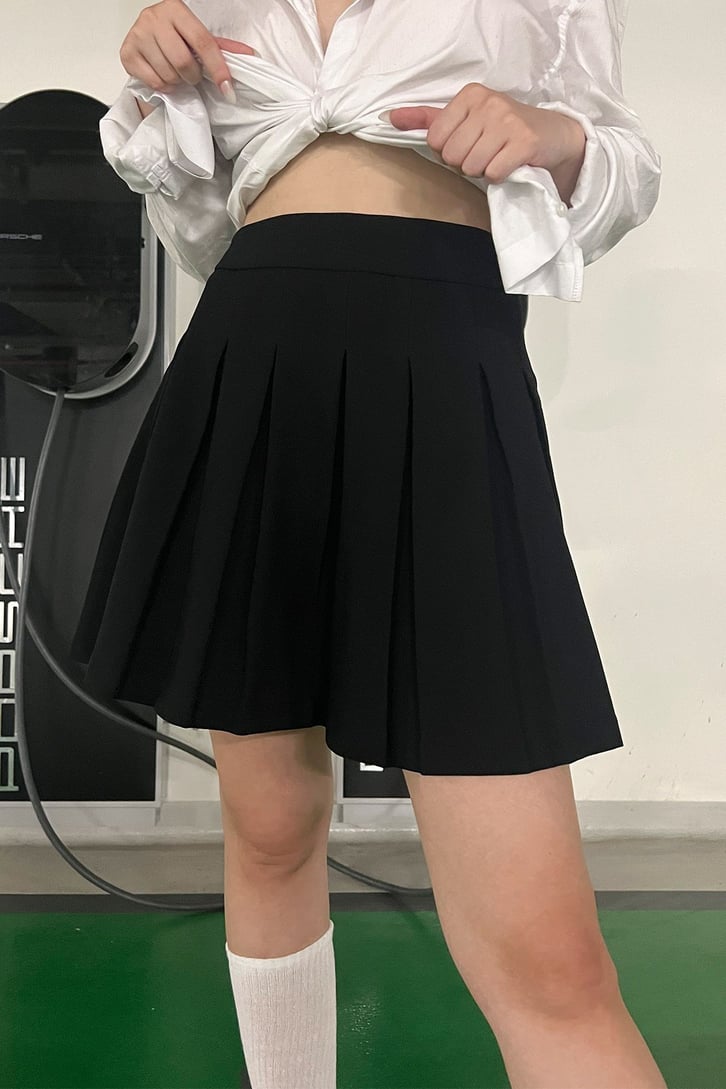 Pileli Siyah Mini Etek