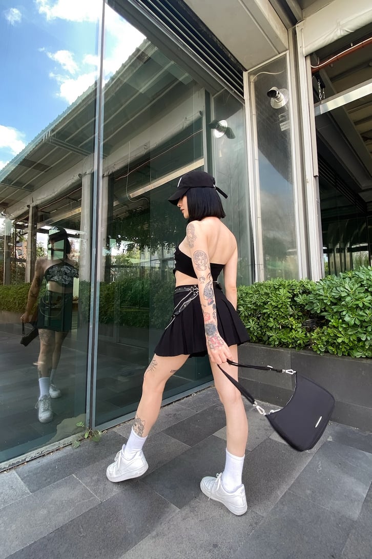 Pileli Siyah Mini Etek