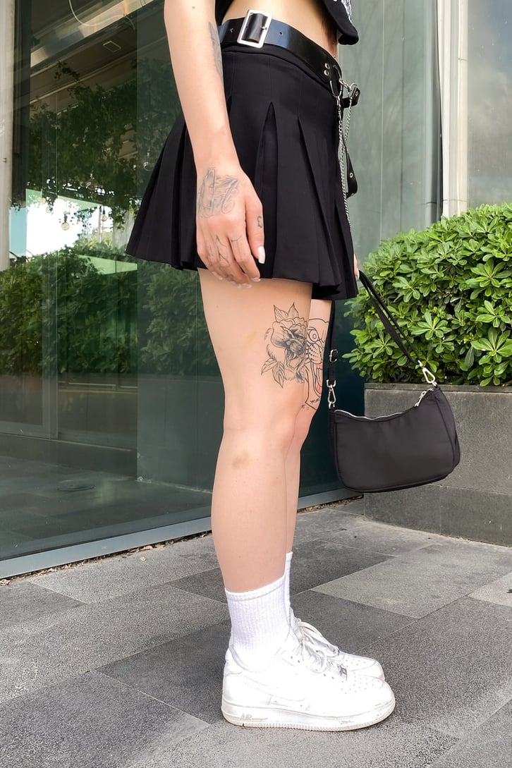 Pileli Siyah Mini Etek