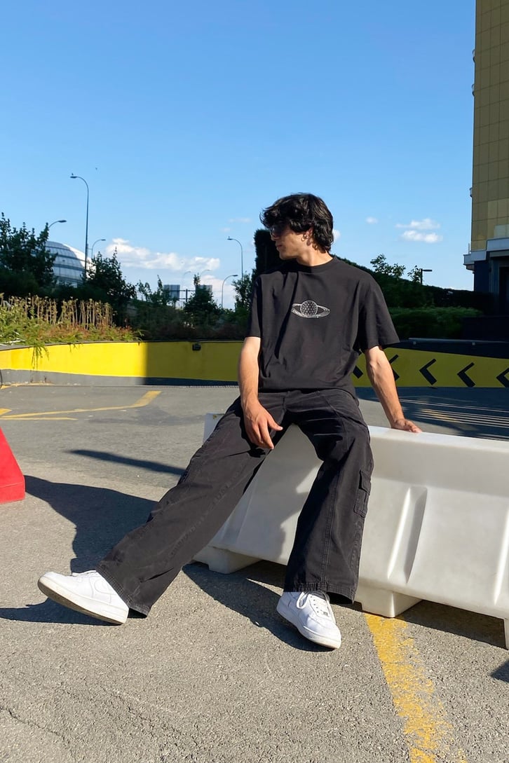 Planeta Tierra Sırt Baskılı Siyah Oversize Tshirt