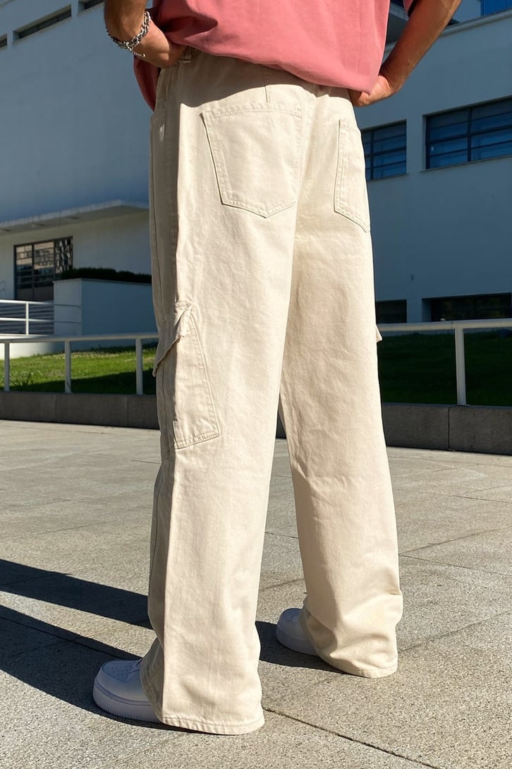 Pocket Detail Bej Baggy Jean