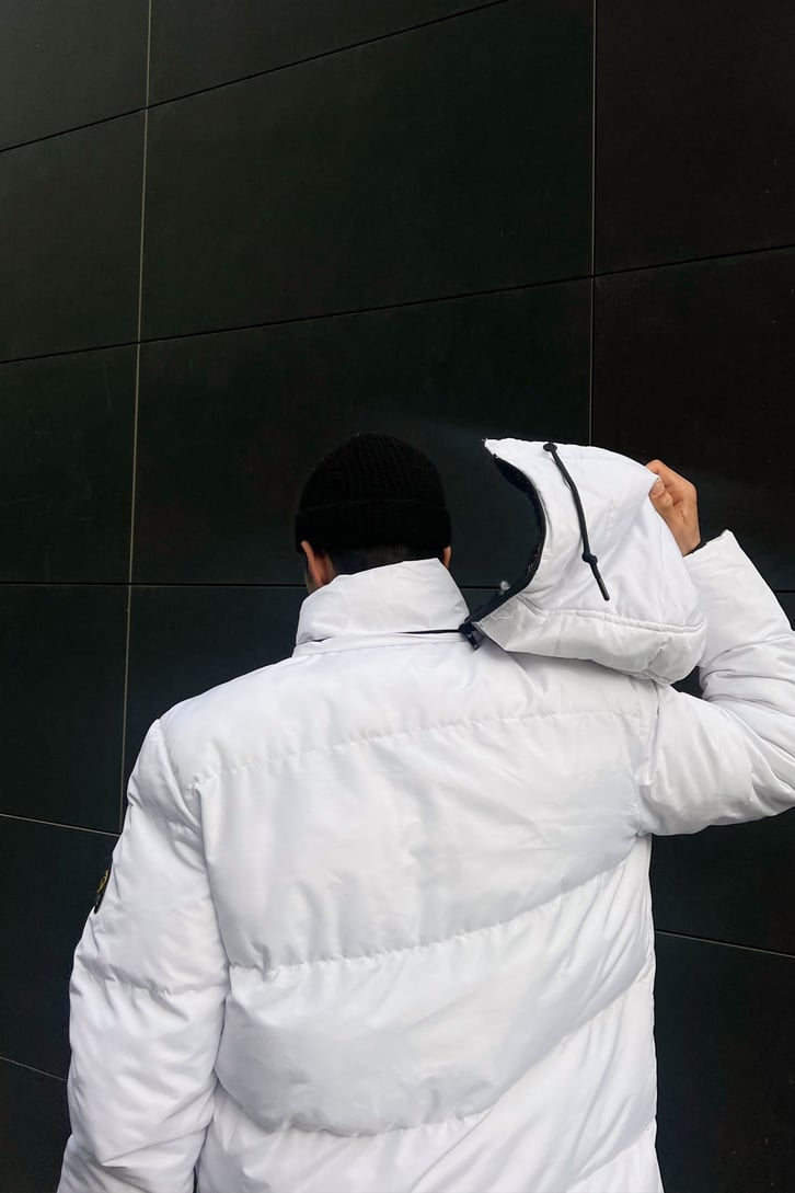 Pocket Detail Beyaz Şişme Mont