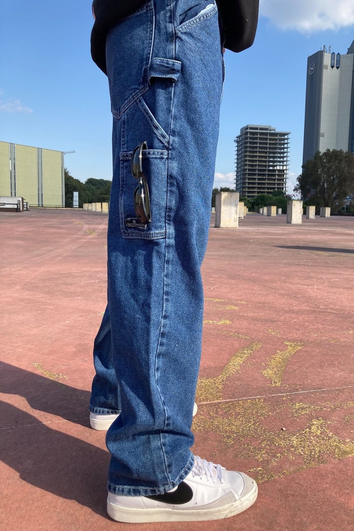 POCKET LOSSE FIT