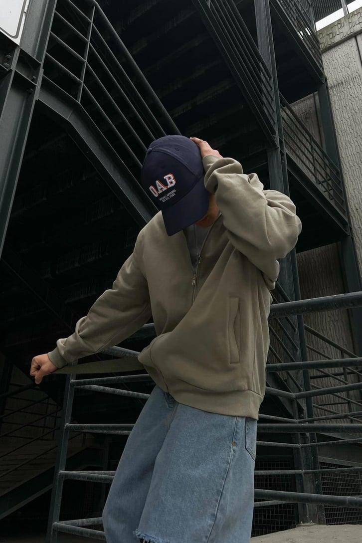 Polo Yaka Bej Zipper Ceket
