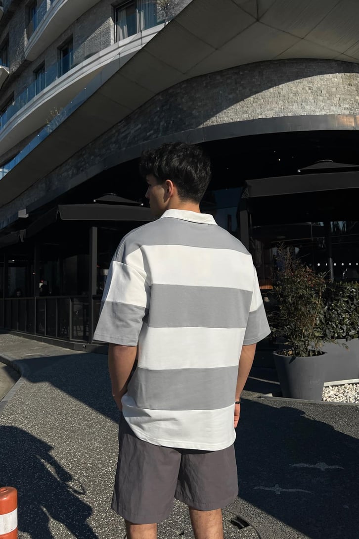 Polo Yaka Yatay Çizgili Gri Oversize Tişört