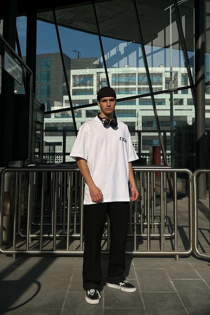 Premium Cusb Baskılı Beyaz Oversize Tişört
