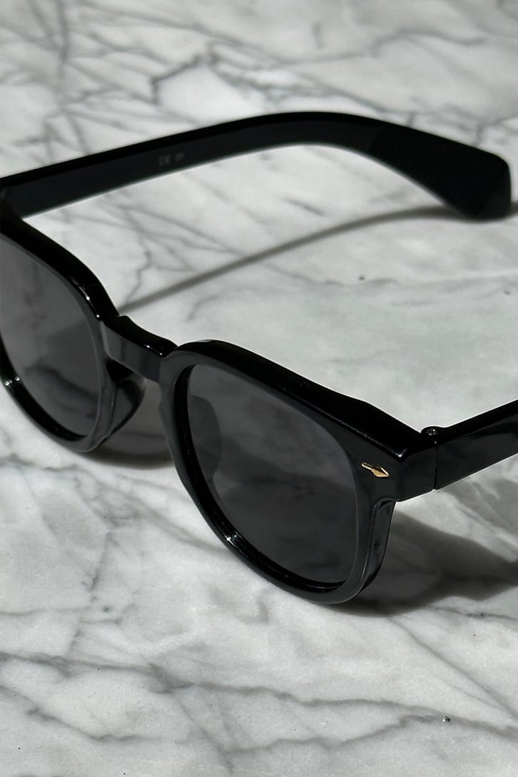 Prime Black Parlak Gözlük