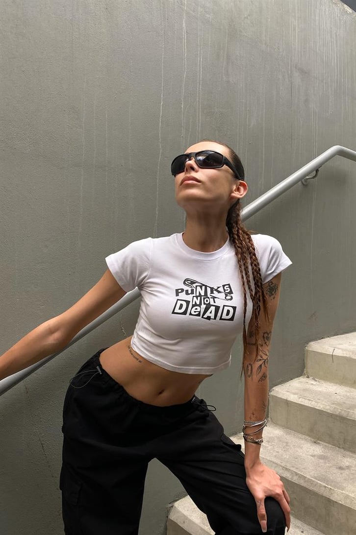 Punks Not Dead Baskılı Crop