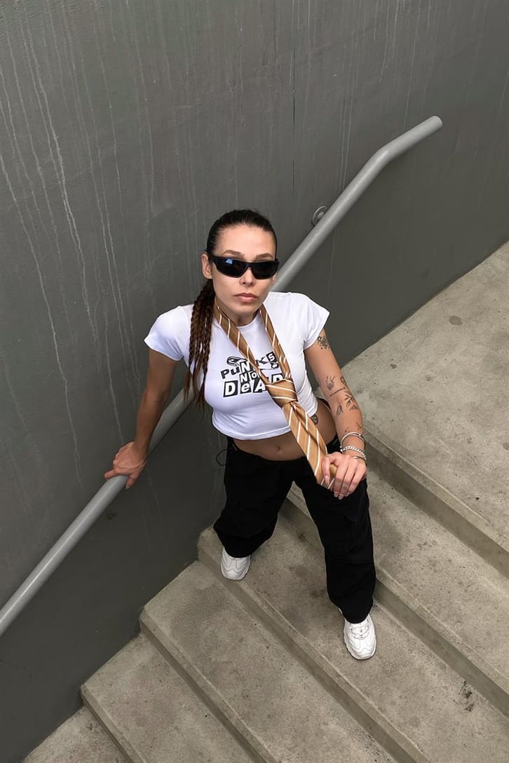 Punks Not Dead Baskılı Crop
