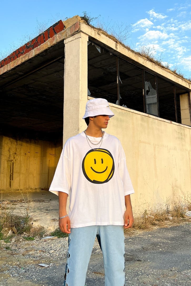 Pure Smile Oversize Beyaz Tshirt