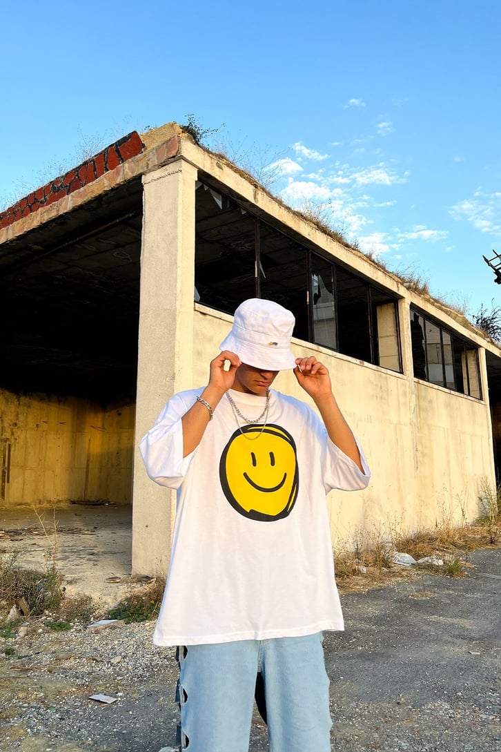 Pure Smile Oversize Beyaz Tshirt