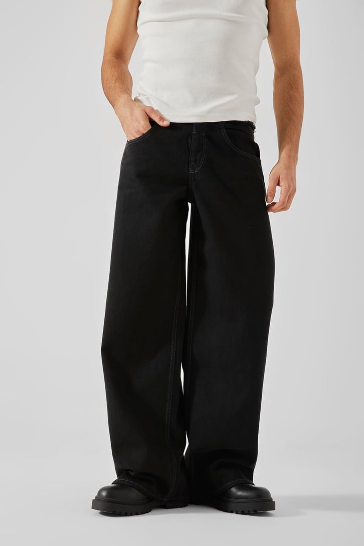 Püskül Kemerli Siyah Baggy Jean