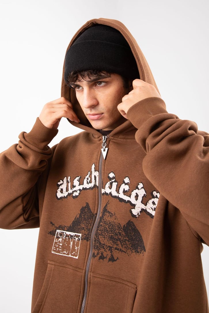 Pyramid Baskılı Kahverengi Zip Hoodie