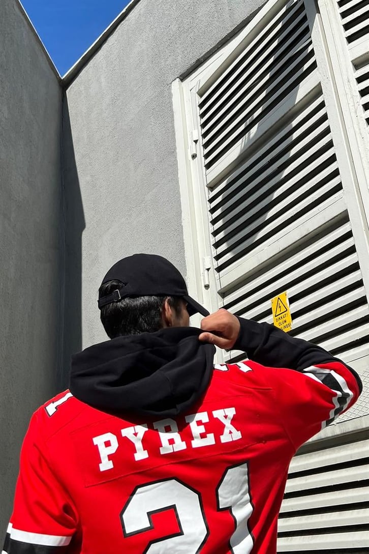 Pyrex 21 Baskılı Kırmızı Hoodie