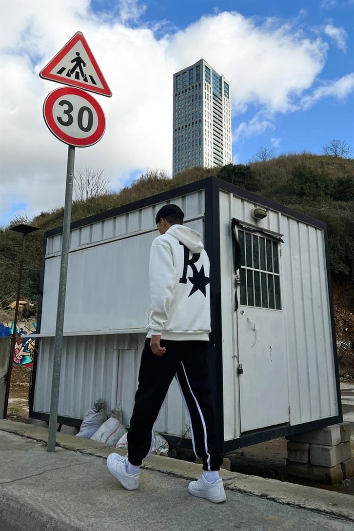 R Star Sırt Baskılı Beyaz İçi Pamuklu Oversize Hoodie