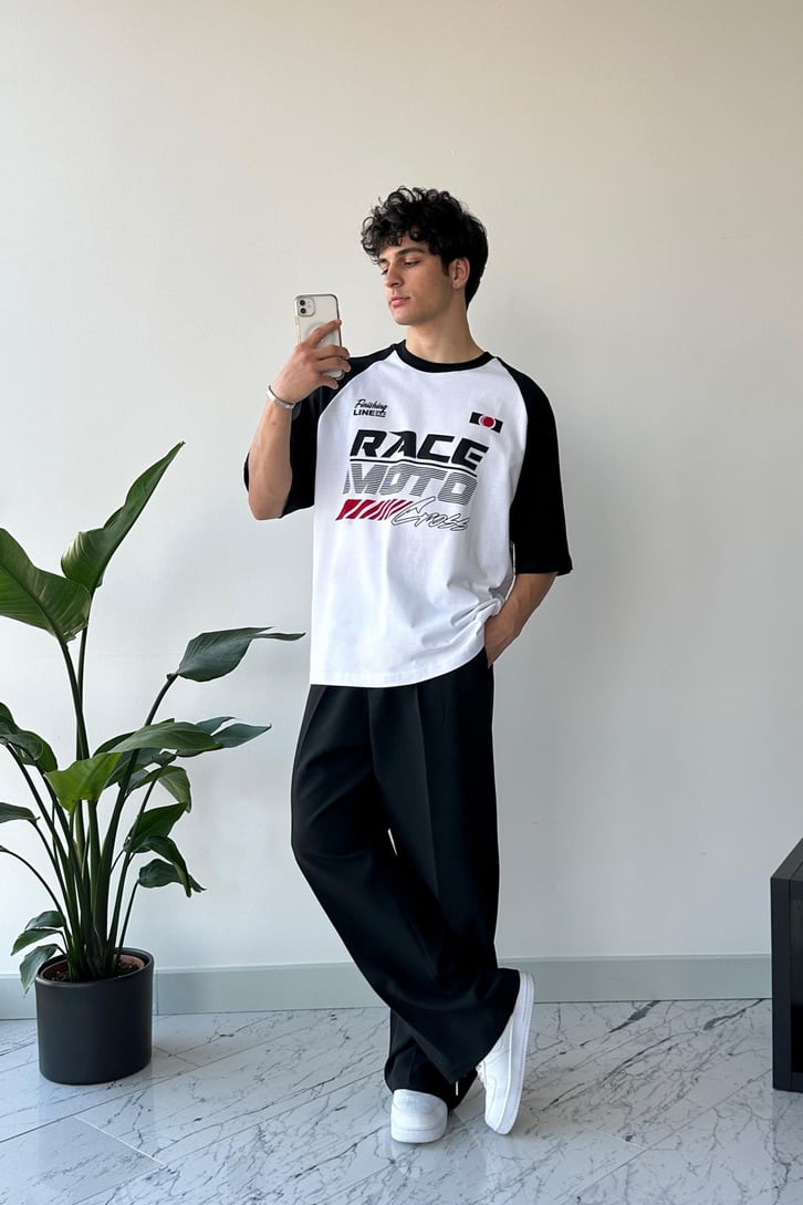 Race Baskılı Siyah Oversize Tişört
