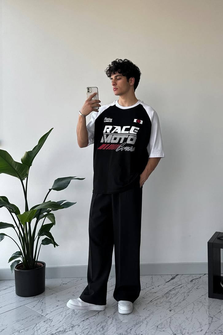 Race Baskılı Siyah Oversize Tişört