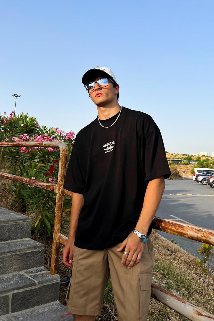 Red Wood Nakışlı Oversize Tişört