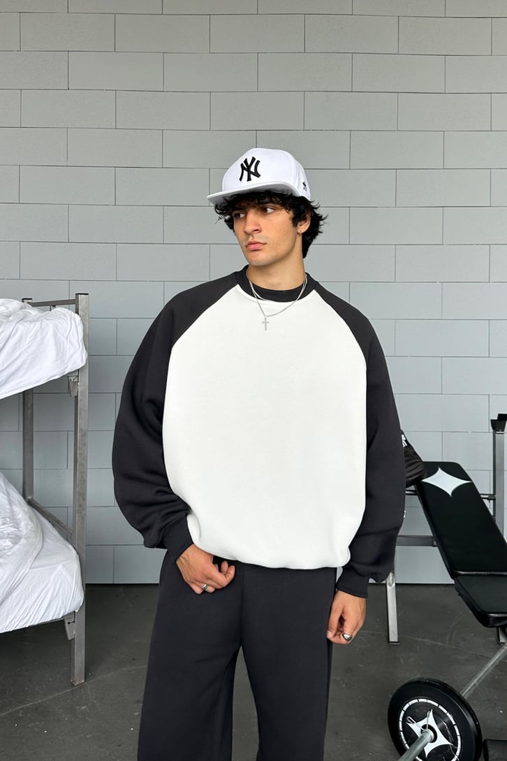 Reglan Kol Basic Oversize Sweatshirt