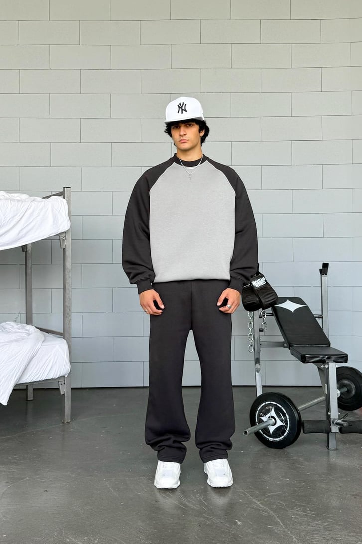 Reglan Kol Basic Oversize Sweatshirt