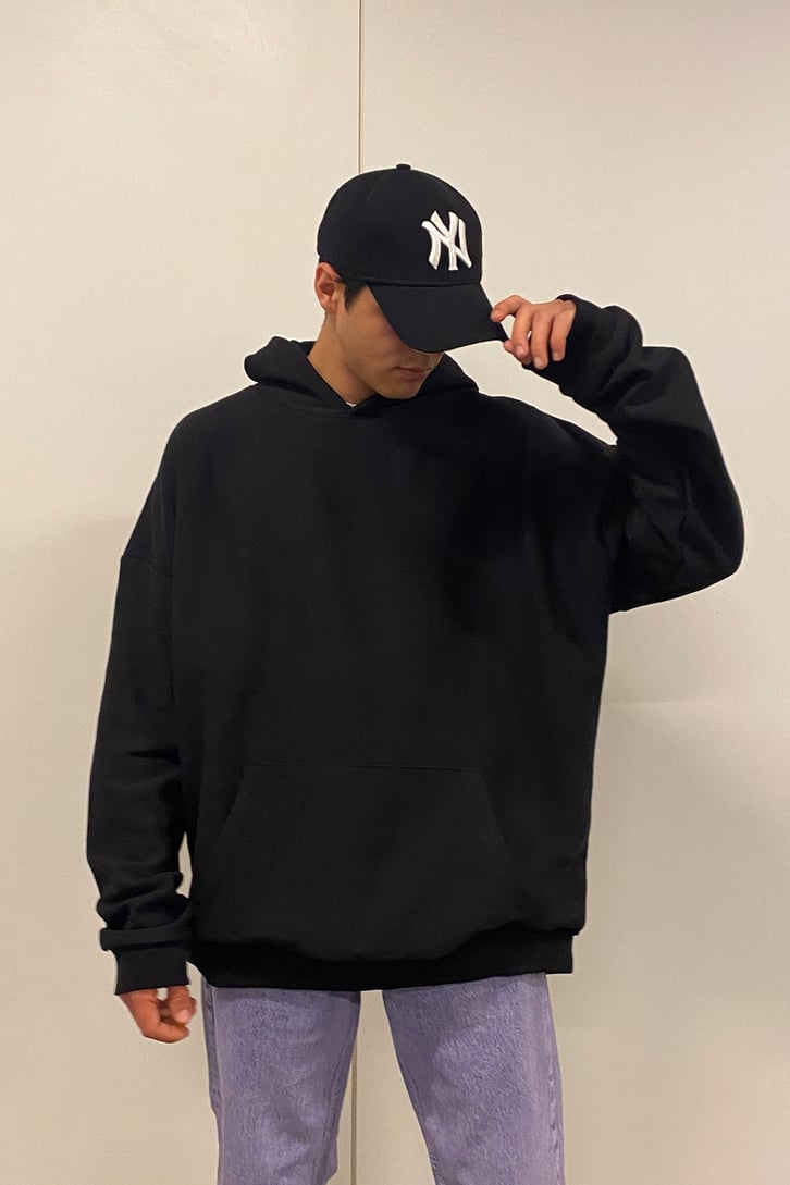 REGULAR FIT BASIC HOODIE