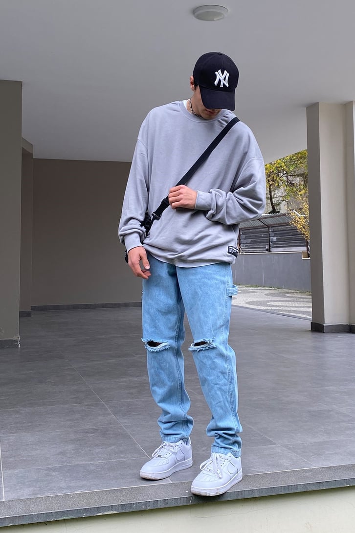 REGULAR FIT BASIC SWEATSHIRT
