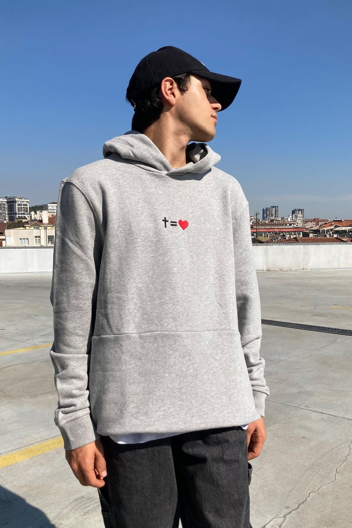 REGULAR FIT HOODIE