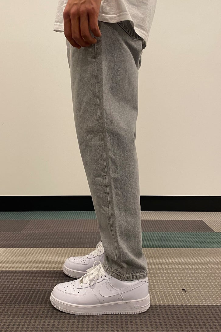 REGULAR FIT TAŞLAMALI JEAN