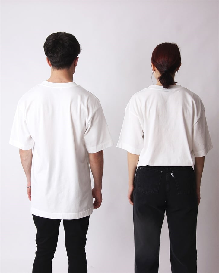 RELAXED FIT BASKILI TSHIRT