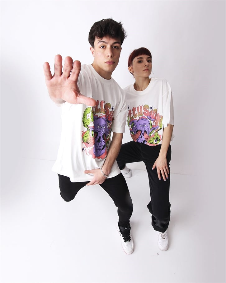 RELAXED FIT BASKILI TSHIRT