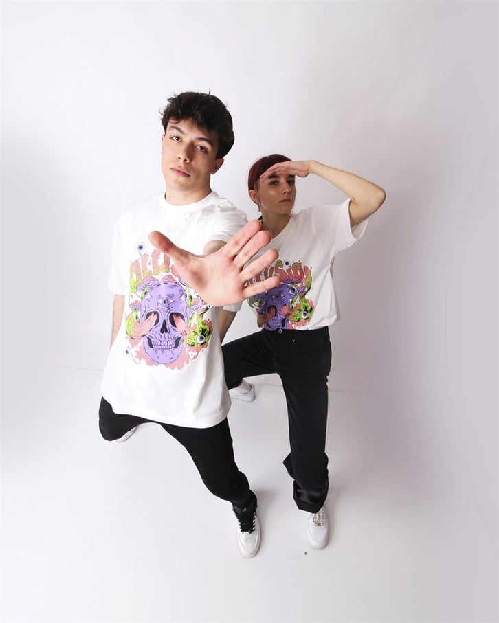 RELAXED FIT BASKILI TSHIRT