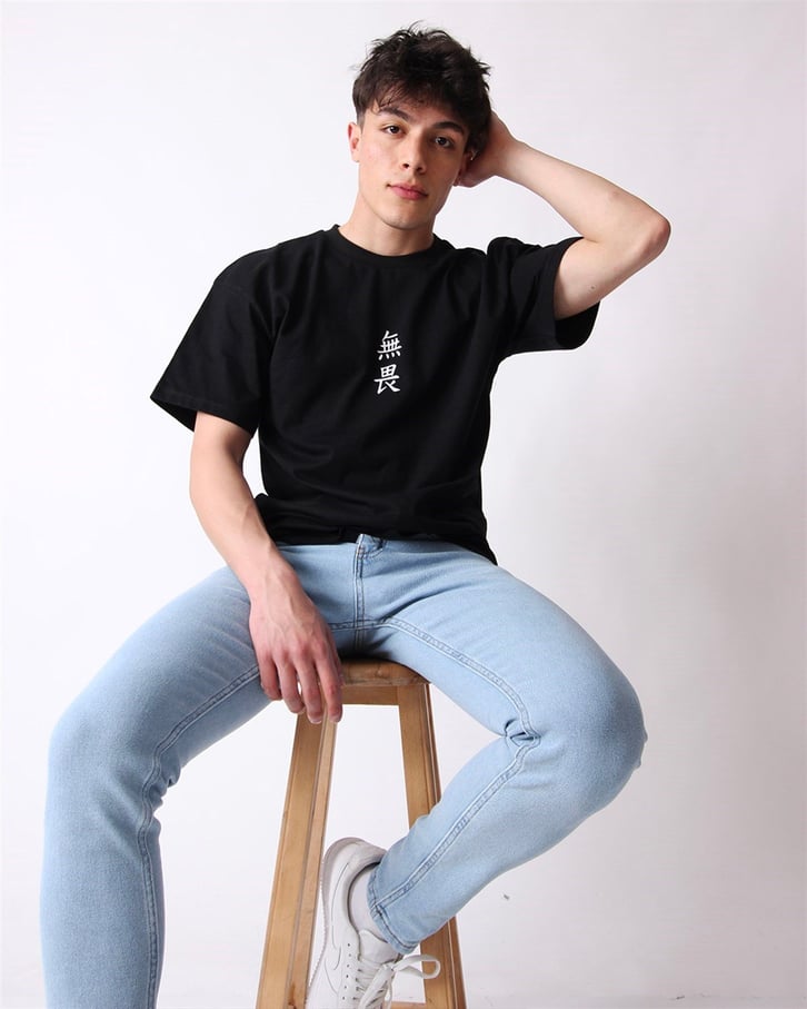 RELAXED FIT BASKILI TSHIRT