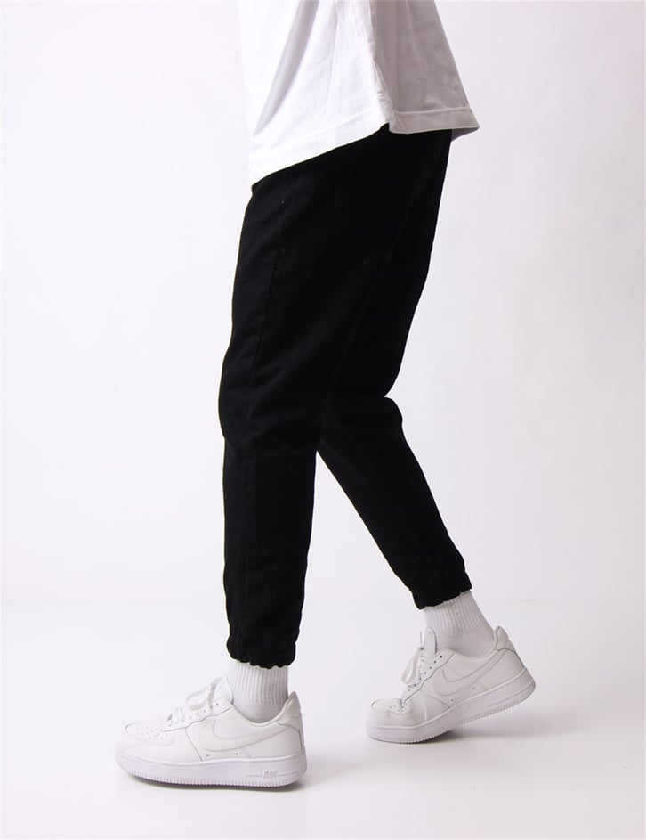 RELAXED FIT JOGGER JEAN