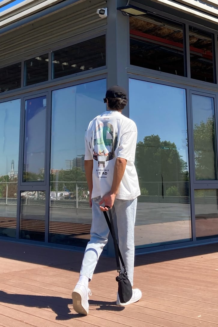 Renaissance Baskılı Beyaz Oversize Tshirt